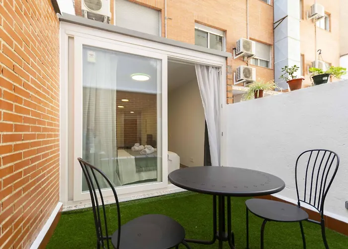 Regency IV - Ferga Suites